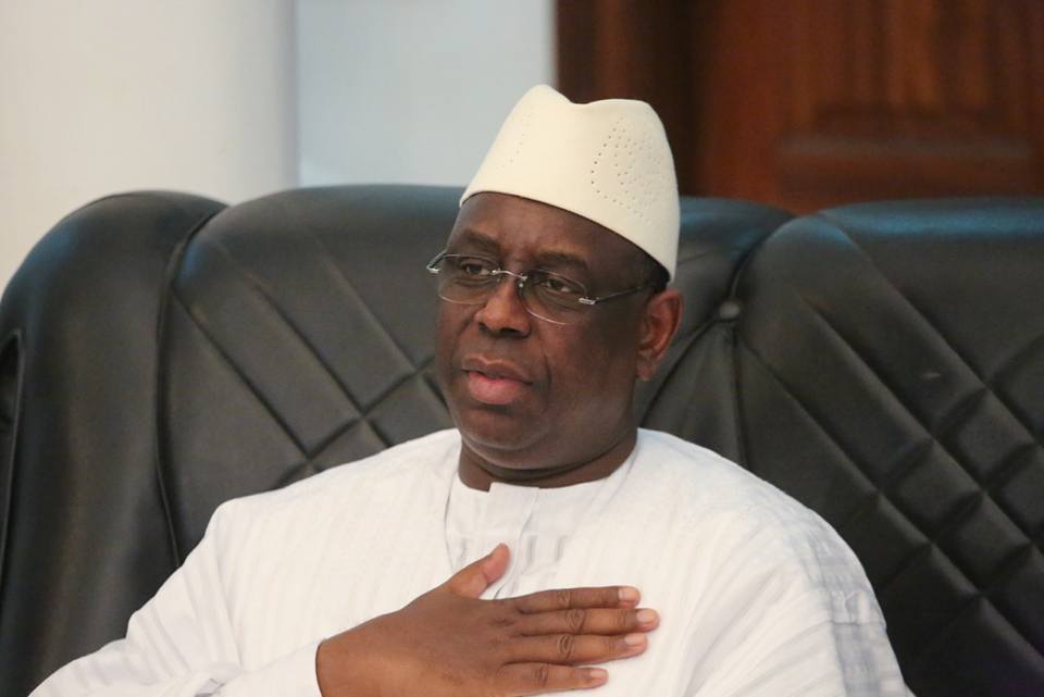 Effondrement d'un immeuble à Khar Yalla : "J’adresse mes condoléances émues aux familles des victimes" (Macky Sall)